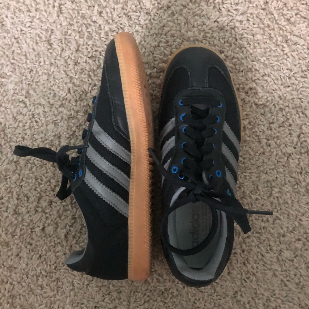 Men’s Adidas sambas